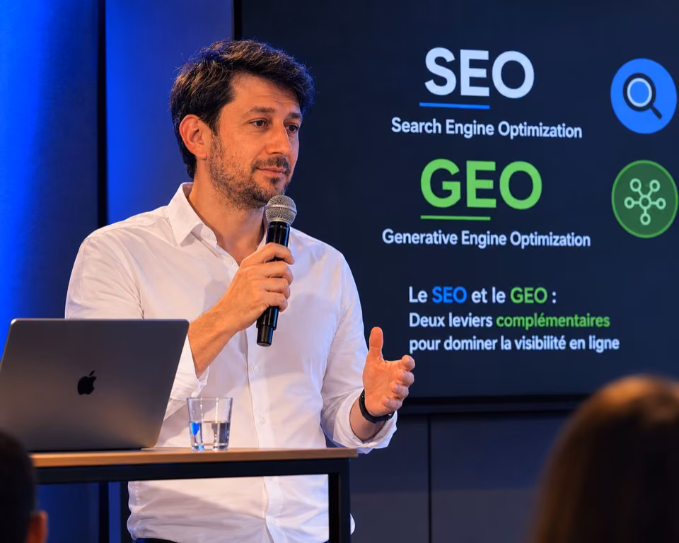 Jonathan Cappe, consultant et formateur SEO & GEO, forme les équipes à la visibilité dans Google AI Mode